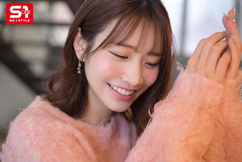 河北彩花(河北彩伽) 美顔のアップ画像