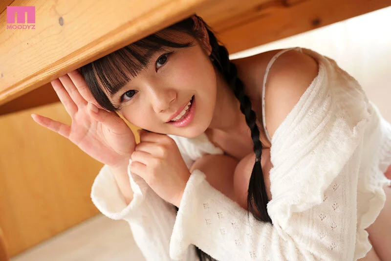 純白彩永 顔のアップ画像