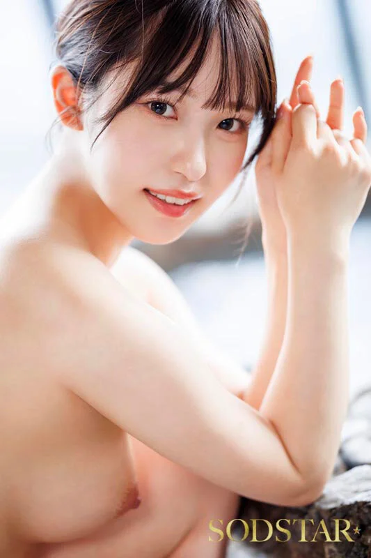 新川空 湯船に浸かるヌードグラビア画像